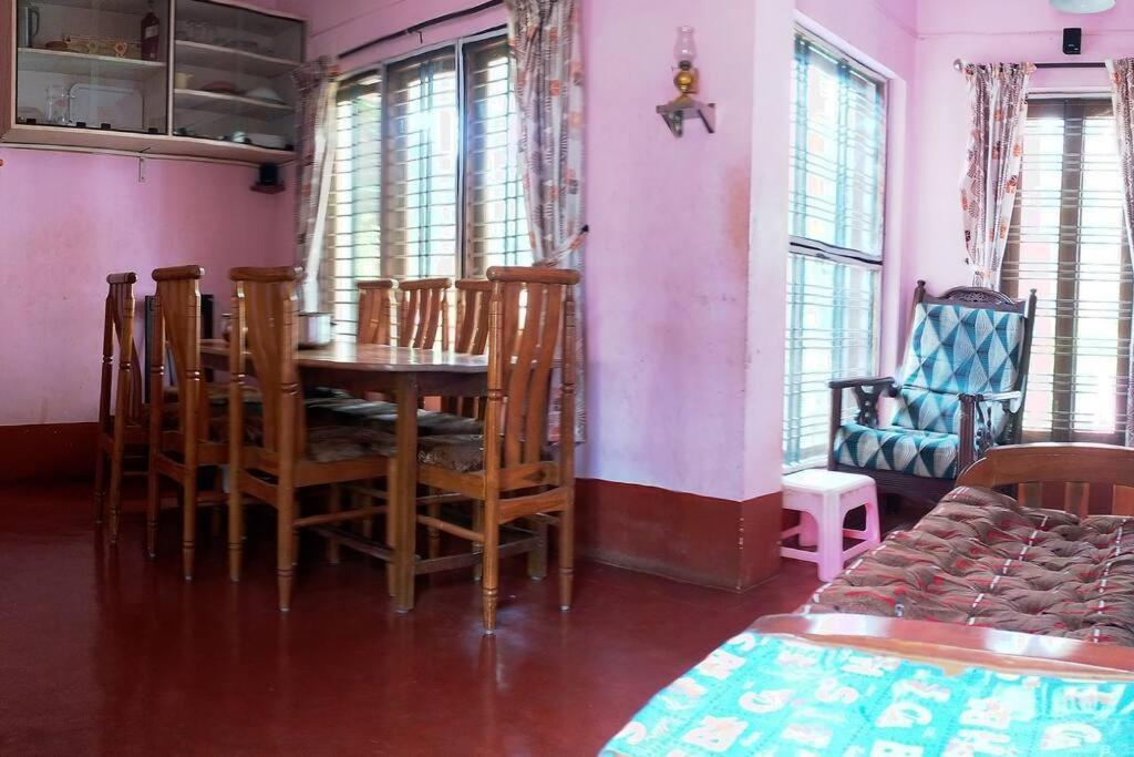 Runnin Airport - Homestay Gurpur Kültér fotó